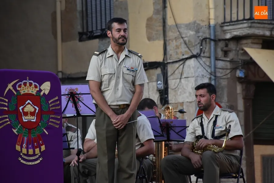Foto 3 - La Banda de Guerra del REI N&ordm;11 redondea las III Jornadas Napole&oacute;nicas