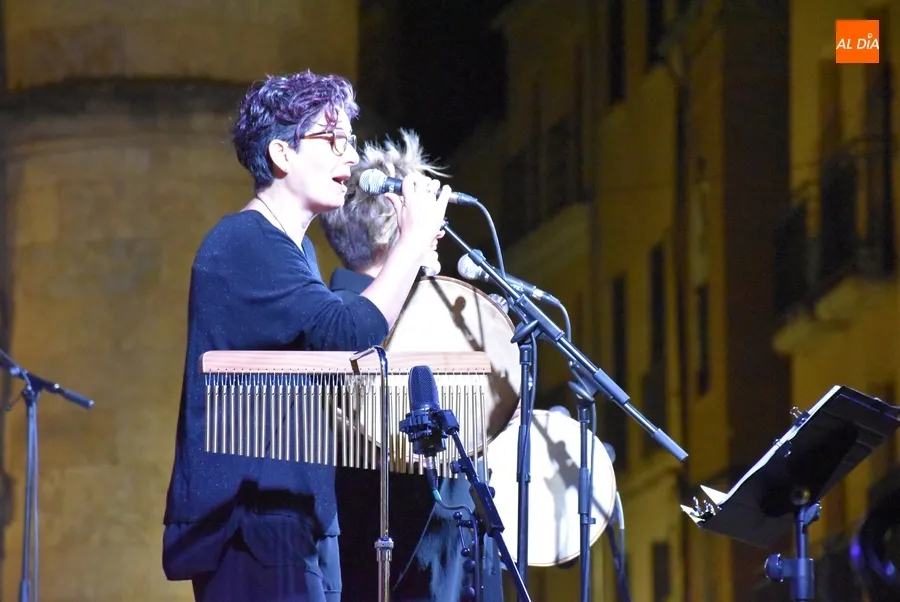 Foto 11 - Baleo festeja con el p&uacute;blico mirobrigense sus 40 a&ntilde;os de trayectoria