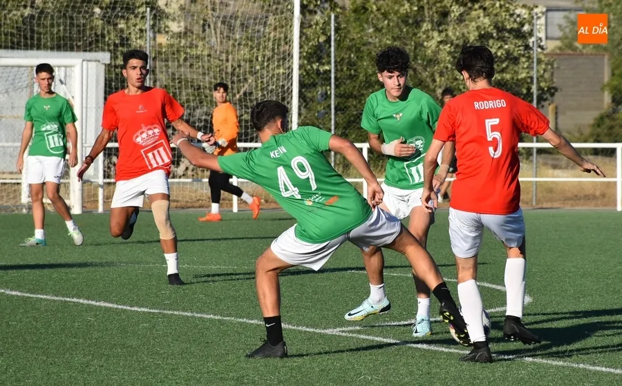 Foto 3 - Morcinos y Cu&ntilde;aos protagonizar&aacute;n la final de la Farinato League de F7