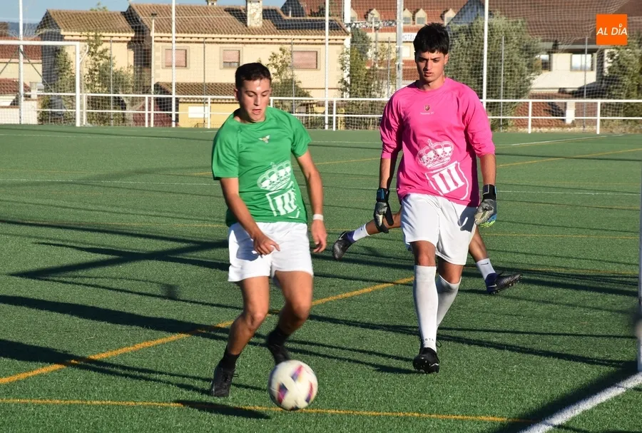 Foto 9 - Morcinos y Cu&ntilde;aos protagonizar&aacute;n la final de la Farinato League de F7