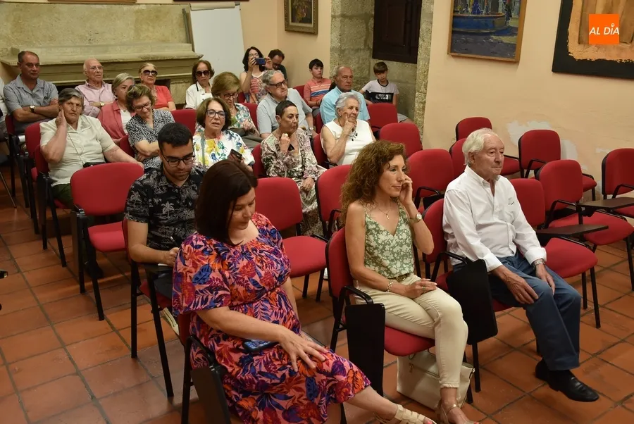 Foto 5 - Jorge Trinchet vuelve a sus or&iacute;genes para presentar su novela &lsquo;Noche de Caza&rsquo;