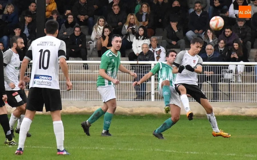 Foto 3 - Sergi y Jorge Garc&iacute;a renuevan con el Ciudad Rodrigo