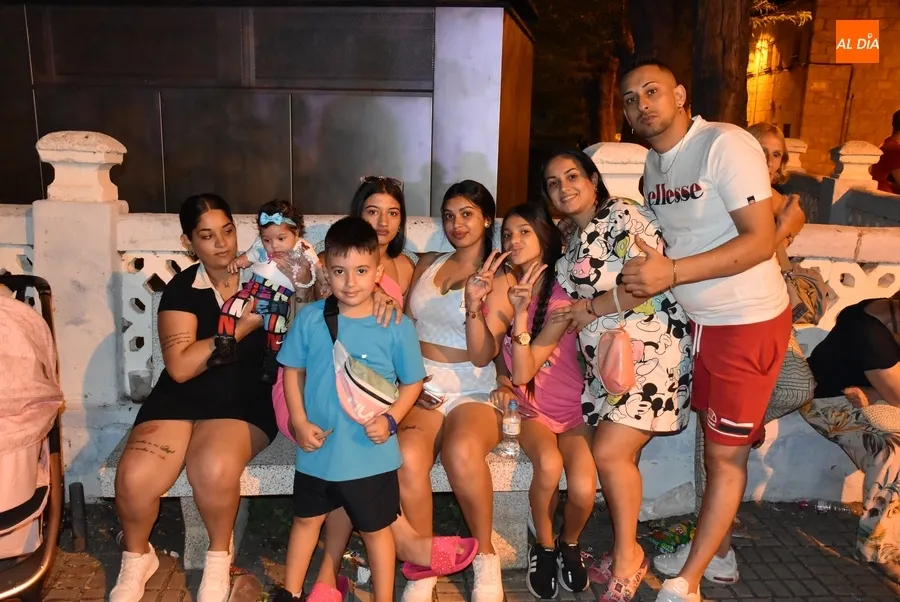 Foto 5 - Akay pone el ritmo a la primera noche de las fiestas de San Andr&eacute;s
