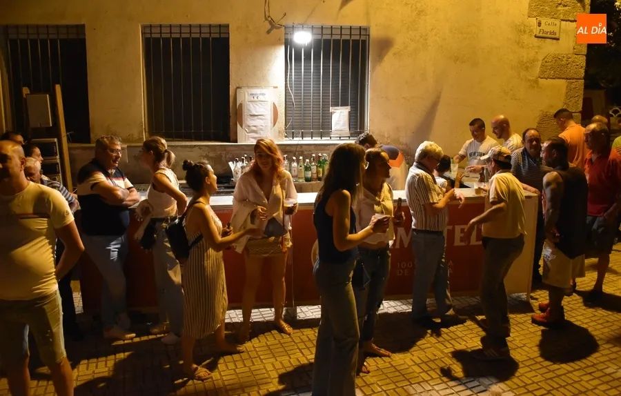 Foto 7 - Akay pone el ritmo a la primera noche de las fiestas de San Andr&eacute;s