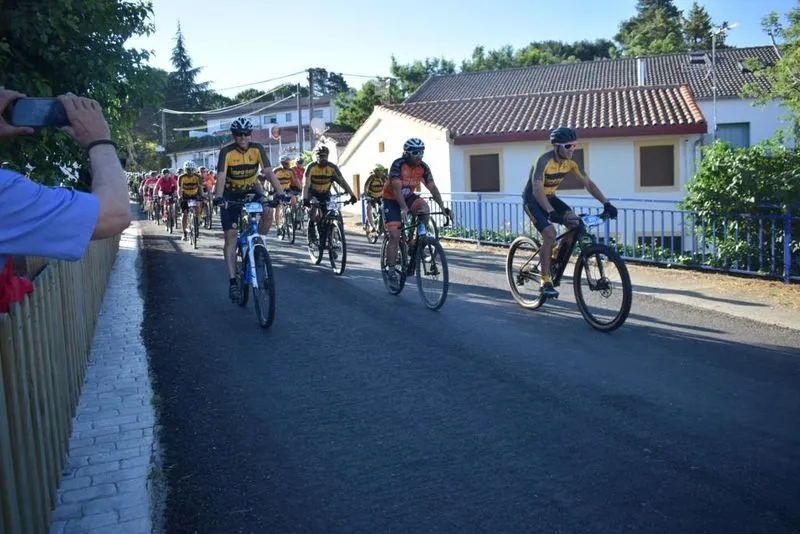 Buen ambiente en la tercra edición del Desafío Fuenterrico BTT. Foto de Orycronsport
