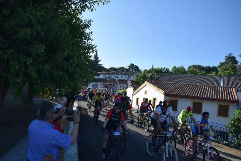 Buen ambiente en la tercra edición del Desafío Fuenterrico BTT. Foto de Orycronsport