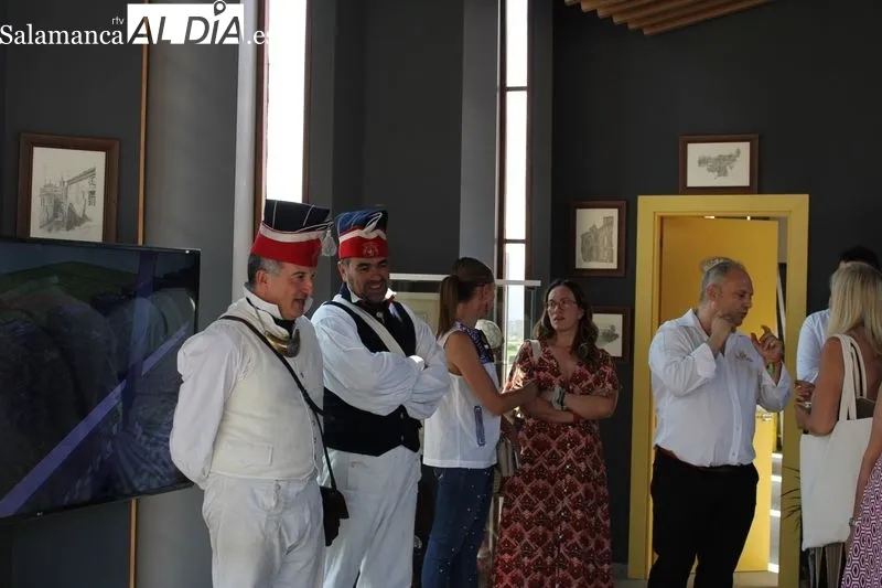 Foto 10 - Inauguraci&oacute;n de la exposici&oacute;n &lsquo;El Torre&oacute;n de las Batallas&rsquo;