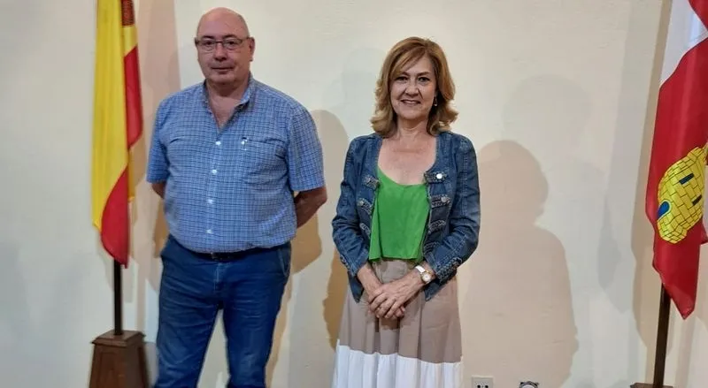 Presentación de este ciclo de conciertos con la concejala Purificación Pozo y el director de la Banda Municipal de Música de Béjar, Lorenzo Torrico