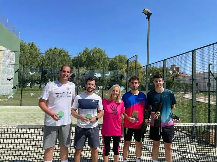 Foto 3 - M&aacute;s de cien participantes en el III torneo de tenis y p&aacute;del &lsquo;Villa Alba de Tormes 2023&rsquo;