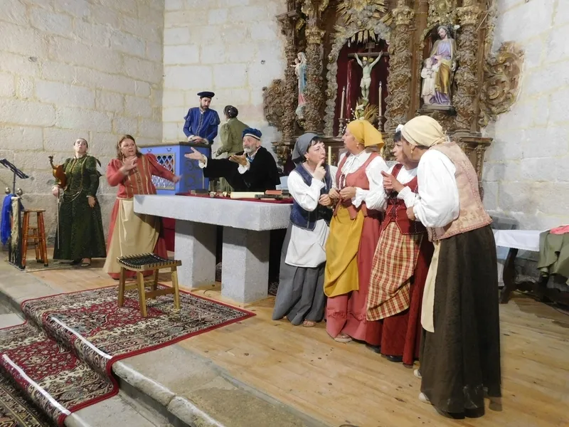 Representación de la oba 'Buscando a Nebrija' en la iglesia de Gejo de los Reyes