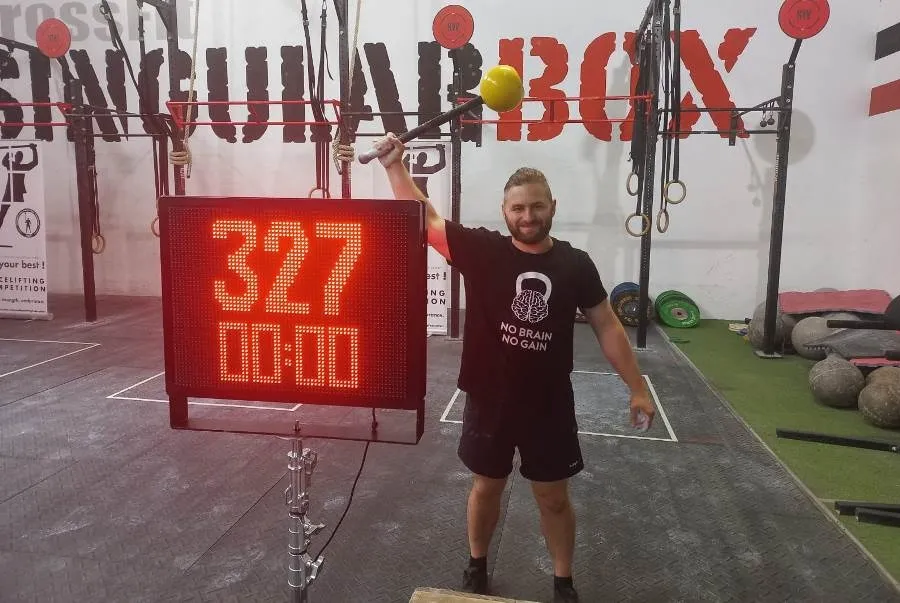 Foto 2 - Jos&eacute; Ra&uacute;l Manchado logra tres primeros puestos en el 1&ordm; Nacional de Macelifting y Bulava
