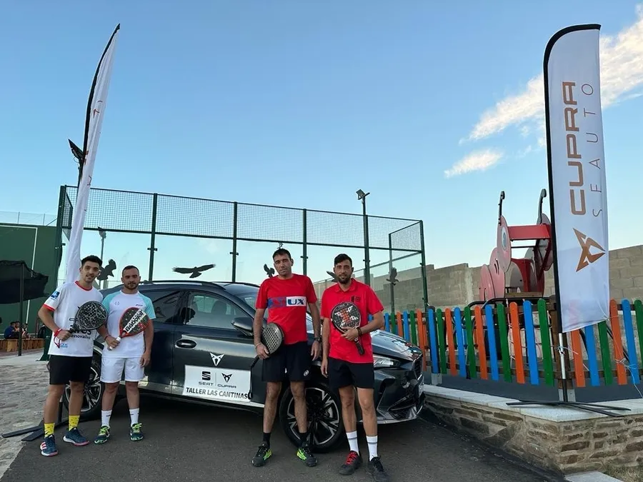 Foto 5 - Arranca con 16 parejas en liza el 2&ordm; Torneo de P&aacute;del de Castillejo de Mart&iacute;n Viejo
