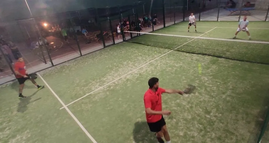 Foto 2 - Arranca con 16 parejas en liza el 2&ordm; Torneo de P&aacute;del de Castillejo de Mart&iacute;n Viejo