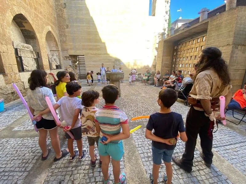 Foto 8 - Una quincena de ni&ntilde;os se lo pasa en grande con la Gymkana Napole&oacute;nica