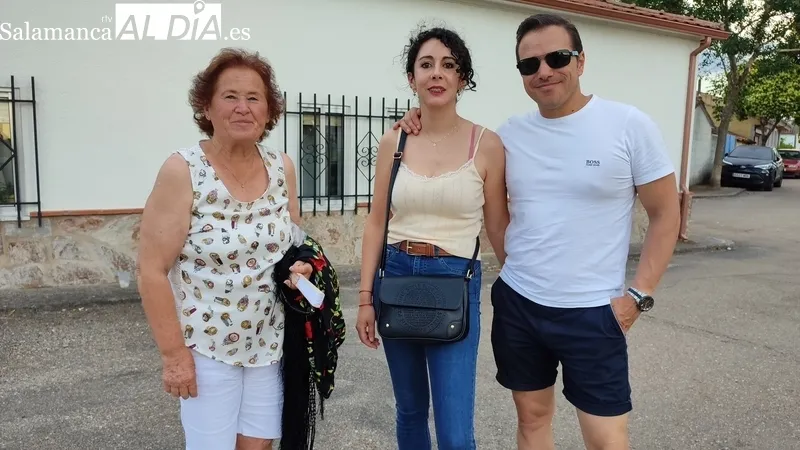 El II Toro de Cajón reunió en Boada a cientos de personas / CORRAL