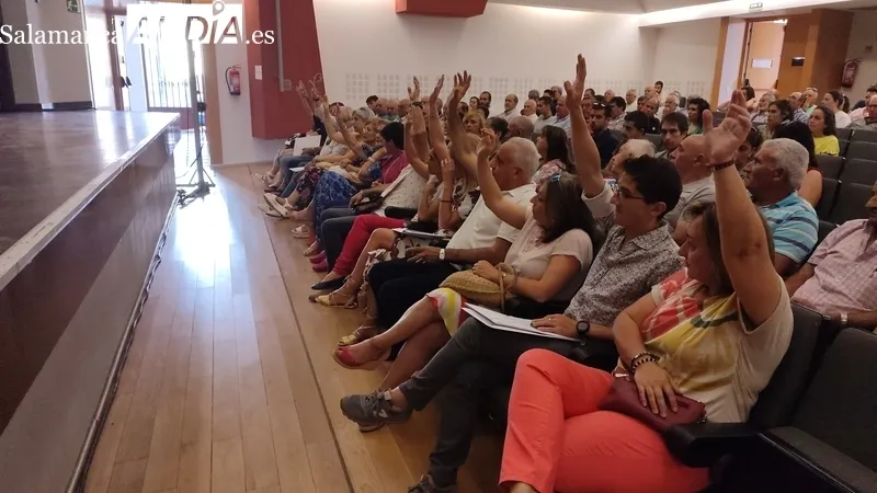 Jesús María Ortiz resulta elegido diputado con el voto unánime de 84 concejales del PP / CORRAL