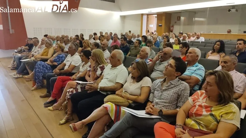 Jesús María Ortiz resulta elegido diputado con el voto unánime de 84 concejales del PP / CORRAL