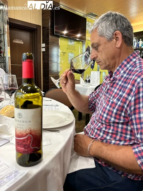 Cata de Abadengo Roble 2019, de Ribera de Pelazas D. O. Arribes / FOTOS: JAVIER BRAGADO