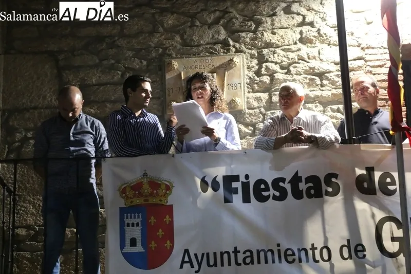 Pregón de Cristina Requejo Casado y cena de inicio de las fiestas de San Cristóbal en Guadramiro / CORRAL