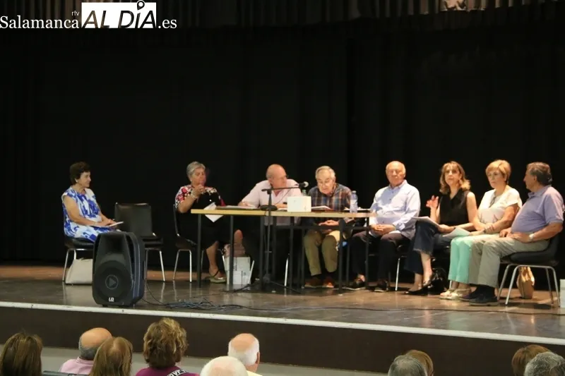 Asamblea General de la Unión de Asociaciones de Mayores de la comarca de Vitigudino celebrada este jueves en esta localidad / CORRAL   