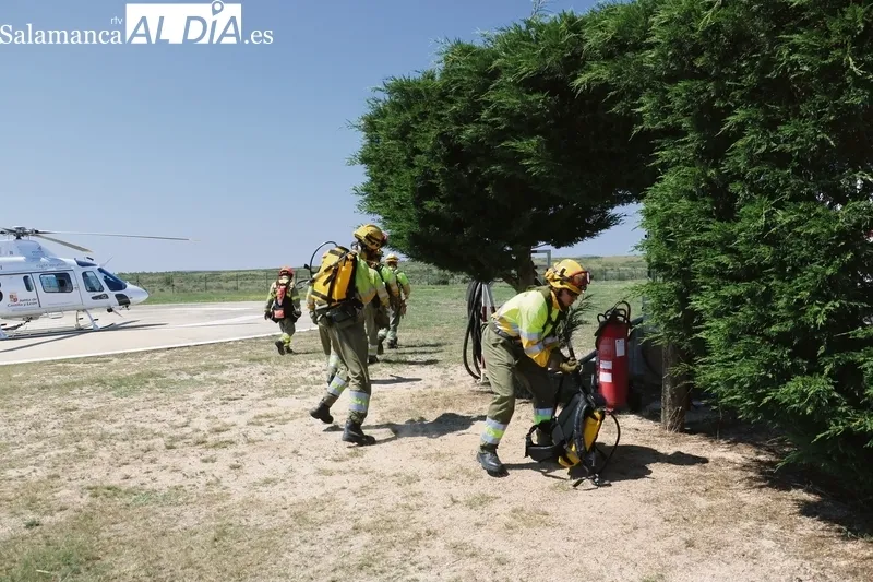 Una de las tres cuadrillas helitransportadas con base en el helipuerto de Guadramiro / CORRAL  