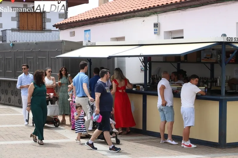 Celebraciones en honor a San Cristóbal en el día grande de las fiestas de Guadramiro / CORRAL 
