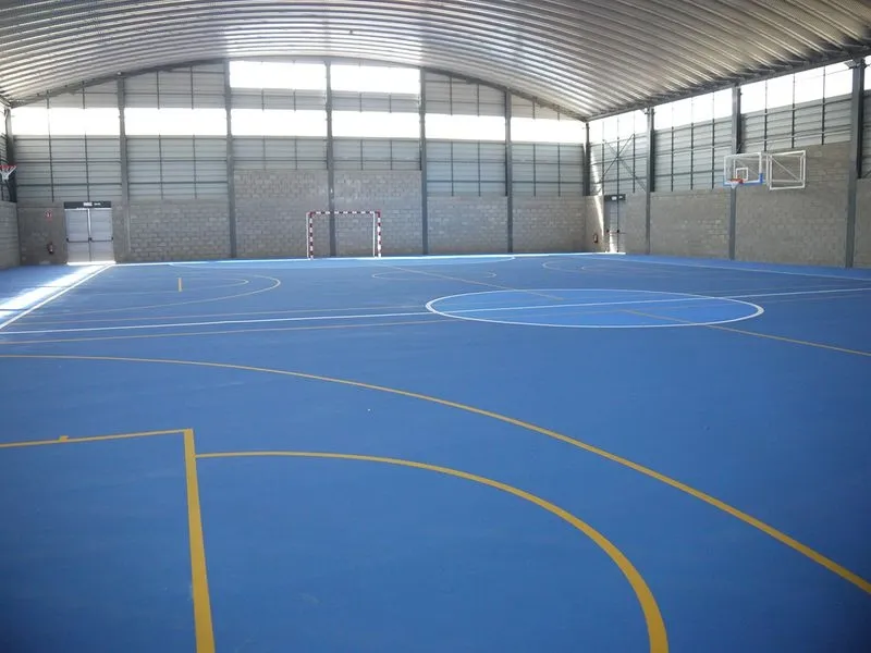 Foto 4 - El Ayuntamiento de Carbajosa presenta el nuevo pabell&oacute;n que ampl&iacute;a los espacios deportivos del municipio