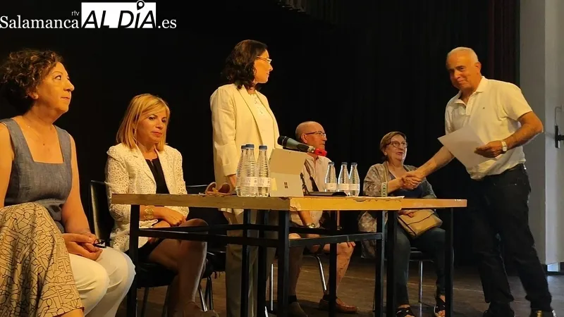 Jesús María Ortiz resulta elegido diputado con el voto unánime de 84 concejales del PP / CORRAL