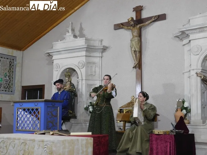 Representación de la obra 'Buscando a Nebrija' en Villarmayor 