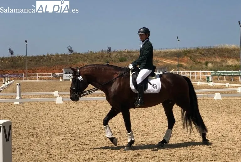 Participación de Isabel Muñoz Carreño en el Campeonato de Castilla y León de doma clásica celebrado en Zamora 