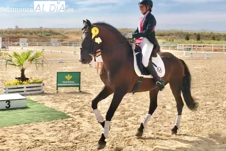 Participación de Isabel Muñoz Carreño en el Campeonato de Castilla y León de doma clásica celebrado en Zamora 