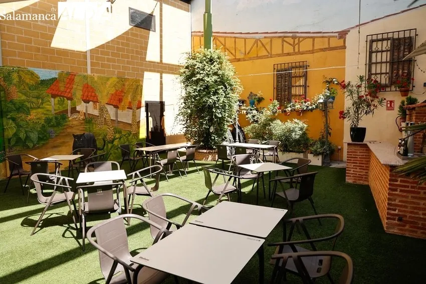 El Jardín del Virrey, ubicado en Avenida de los Reyes de España, 25 | Fotos: D. Sañudo