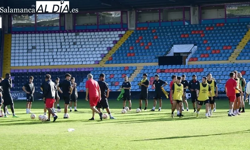 Foto 16 - El nuevo Salamanca UDS comienza a entrenar con el objetivo del ascenso sin Mart&iacute;n Galv&aacute;n
