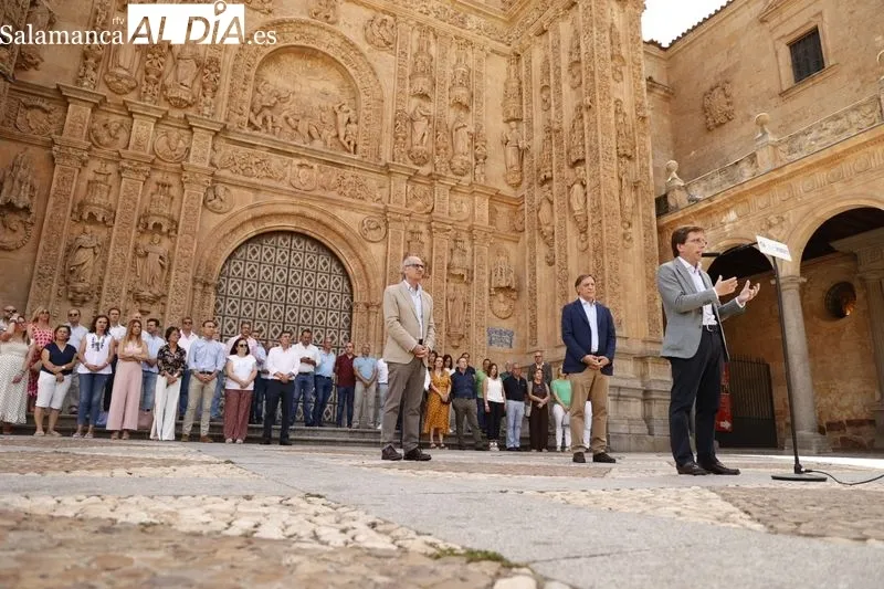 Acto del PP de Salamanca en la Plaza Concilio de Trento con la visita del alcalde de Madrid, José Luis Martínez-Almeida
