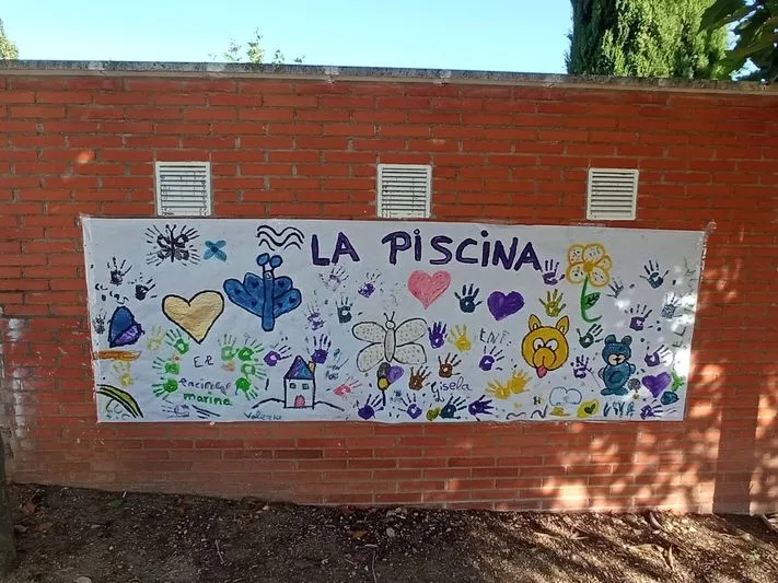 Foto 5 - Los ni&ntilde;os de El Encinar disfrutan de una tarde de bibliopiscina&nbsp;