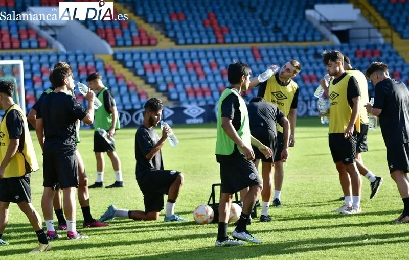 Foto 11 - El nuevo Salamanca UDS comienza a entrenar con el objetivo del ascenso sin Mart&iacute;n Galv&aacute;n