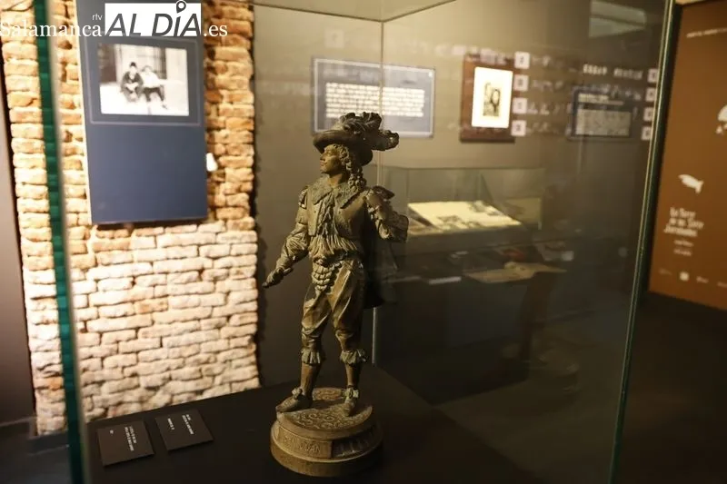 Apertura de la exposición ‘La Torre de los Siete Jorobados. Un paseo por el Madrid de Carrere’. Foto de David Sañudo