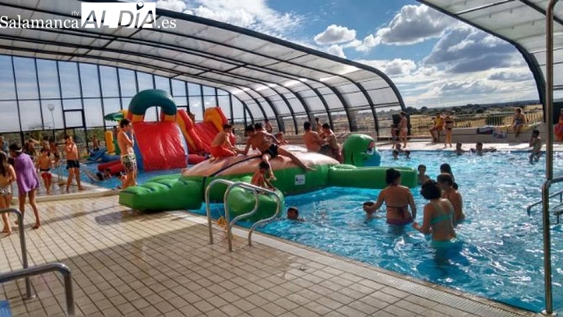 La piscina de Sardón de los Frailes acogerá la tarde del sábado hinchables acuáticos 