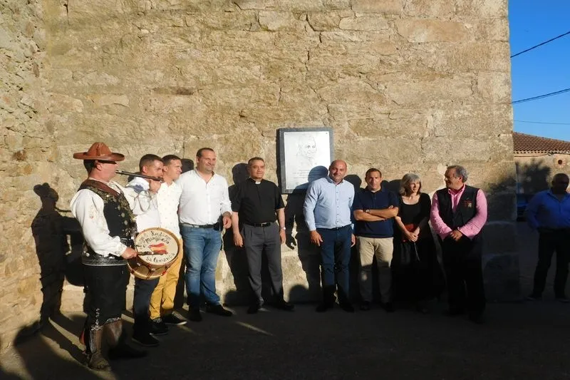 Foto 17 - Martinamor rinde homenaje a Rafael Farina en el centenario de su nacimiento