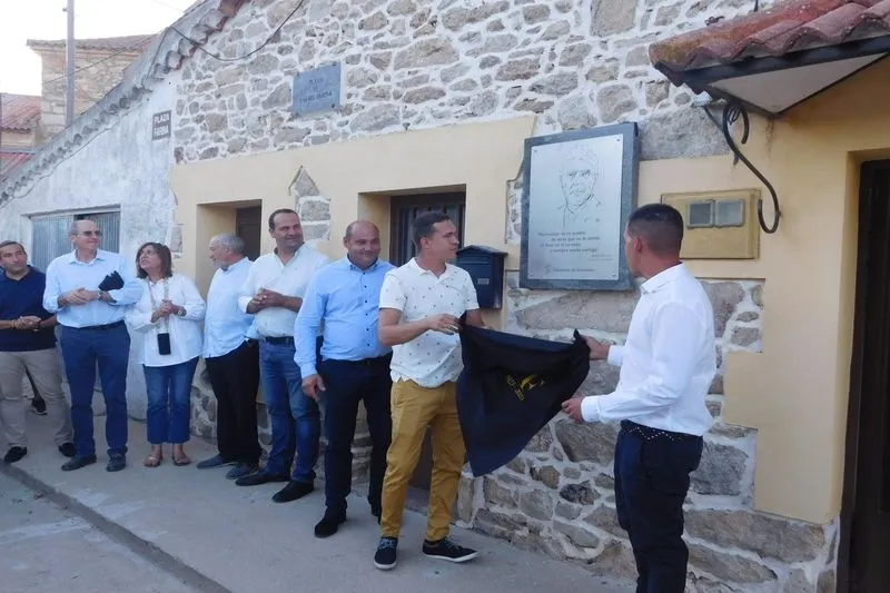 Foto 14 - Martinamor rinde homenaje a Rafael Farina en el centenario de su nacimiento