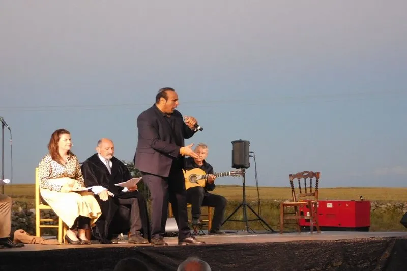 Foto 9 - Martinamor rinde homenaje a Rafael Farina en el centenario de su nacimiento