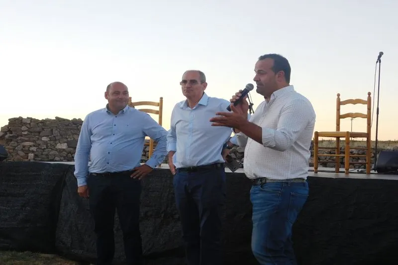 Foto 8 - Martinamor rinde homenaje a Rafael Farina en el centenario de su nacimiento