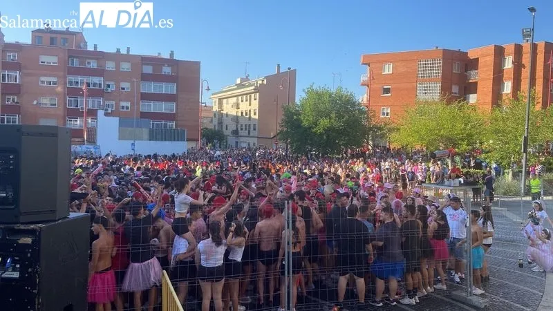 Encuentro de peñas y chupinazo en Santa Marta de Tormes. Fotos: Vanesa Martins 