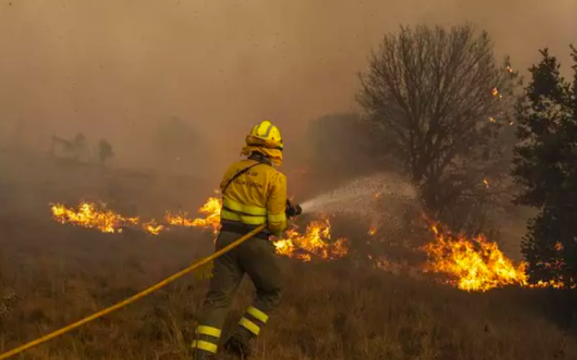 Imagen de archivo de un incendio forestal- EP