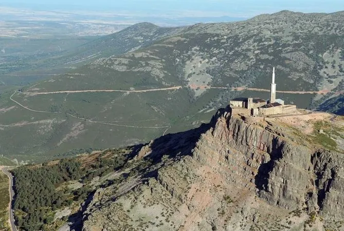 Foto 3 - Hospeder&iacute;a del Santuario Pe&ntilde;a de Francia, un lugar y experiencia &uacute;nicos para sentirse en paz