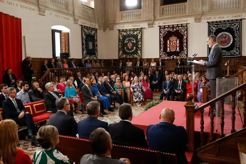 Acto en la Universidad de Alcalá de Henares para la entrega a la salmantina Ana Fernández-Sesma del VI Galardón Camino Real. Foto Casa Real