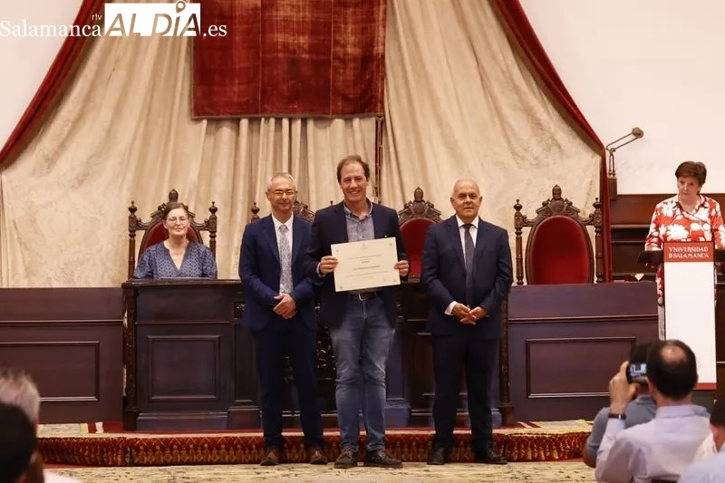 Entrega de premios de la USAL para los alumnos más brillantes de la EBAU 2023. Foto