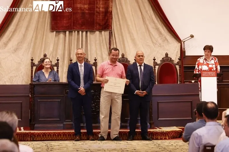 Entrega de premios de la USAL para los alumnos más brillantes de la EBAU 2023. Foto