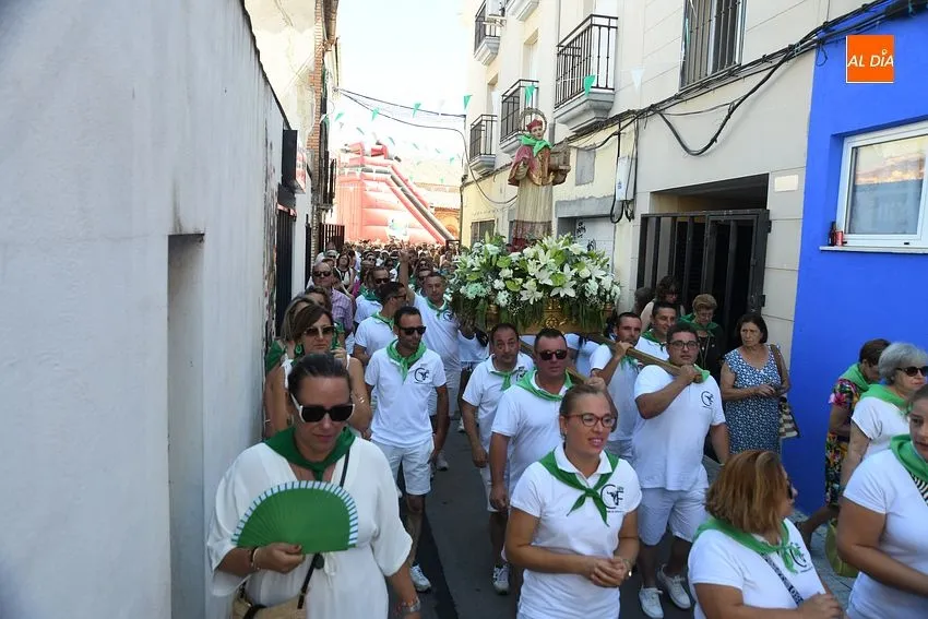 Momentos de la procesión de San Buenaventura en Moraleja/ Fotos: Adrián M.Pastor