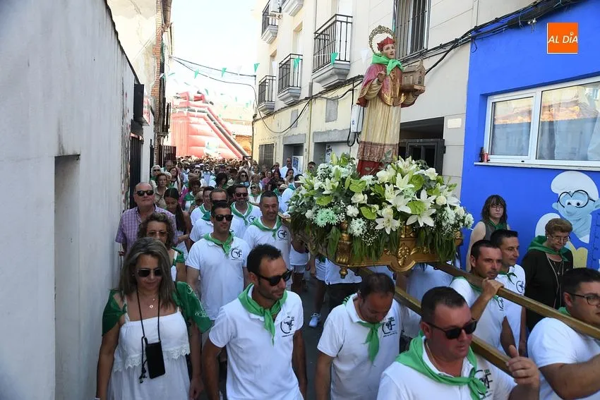 Momentos de la procesión de San Buenaventura en Moraleja/ Fotos: Adrián M.Pastor